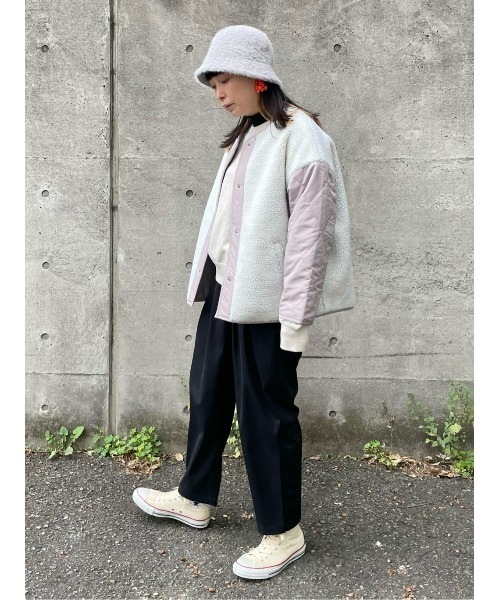 HONEYSUCKLE ROSE（ハニーサックルローズ）の「【HONEYSUCKLE ROSE】ボア切替リバージャケット（ブルゾン・レディース・ライトベージュ/ブラック・M/L）」の13枚目の写真