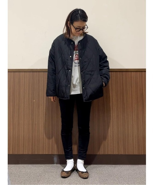 HONEYSUCKLE ROSE（ハニーサックルローズ）の「【HONEYSUCKLE ROSE】ボア切替リバージャケット（ブルゾン・レディース・ライトベージュ/ブラック・M/L）」の5枚目の写真