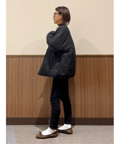 HONEYSUCKLE ROSE（ハニーサックルローズ）の「【HONEYSUCKLE ROSE】ボア切替リバージャケット（ブルゾン・レディース・ライトベージュ/ブラック・M/L）」の6枚目の写真