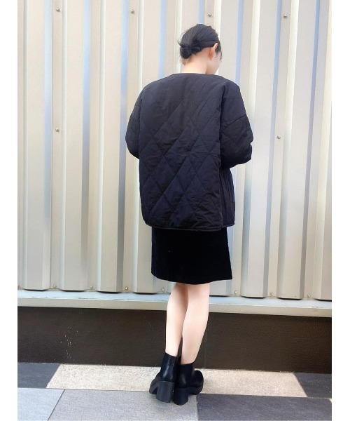 HONEYSUCKLE ROSE（ハニーサックルローズ）の「【HONEYSUCKLE ROSE】ボア切替リバージャケット（ブルゾン・レディース・ライトベージュ/ブラック・M/L）」の11枚目の写真