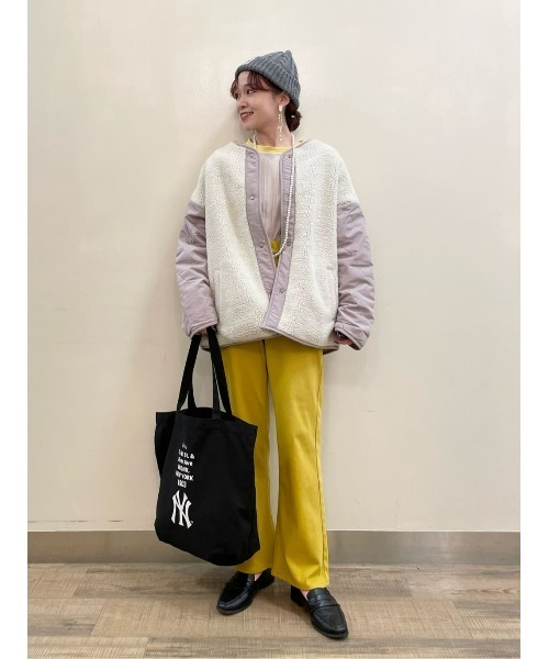 HONEYSUCKLE ROSE（ハニーサックルローズ）の「【HONEYSUCKLE ROSE】ボア切替リバージャケット（ブルゾン・レディース・ライトベージュ/ブラック・M/L）」の18枚目の写真