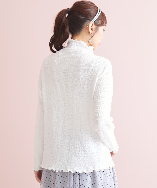marun(マルン)の「<大きいサイズ> ハイネックメロウカットソートップス marun(Tシャツ/カットソー・レディース・オフホワイト/ブラック・LL/4L/5L/3L/L)」の19枚目の写真