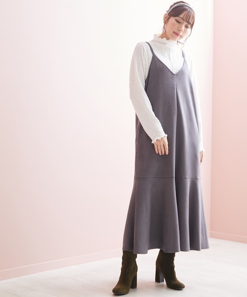 marun(マルン)の「<大きいサイズ> ハイネックメロウカットソートップス marun(Tシャツ/カットソー・レディース・オフホワイト/ブラック・LL/4L/5L/3L/L)」の22枚目の写真