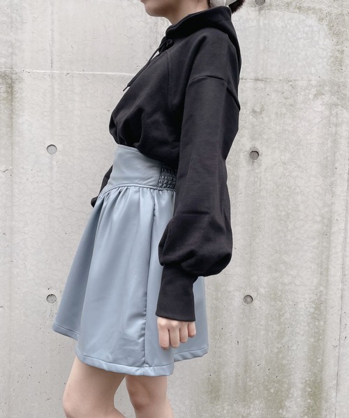 lilLilly（リルリリー）の「レザーフレアミニスカート（スカート