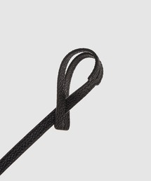 THOM BROWNE（トムブラウン）の「HECTOR ICON LUGGAGE TAG IN