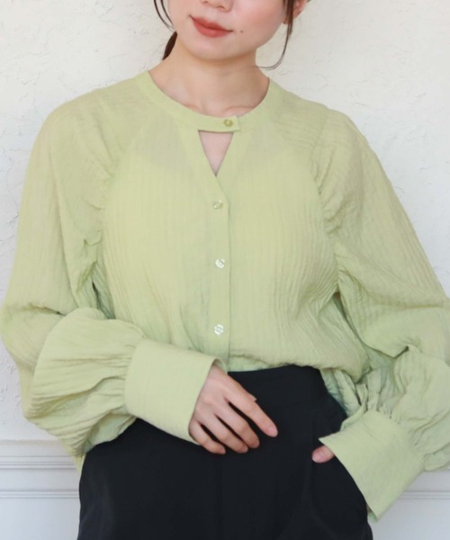 archives（アルシーヴ）の「【web限定アイテム】ＡＨギャザーブラウス（シャツ/ブラウス・レディース・オフホワイト/アイボリー/オレンジ/グリーン系その他/ブラック・MEDIUM）」の20枚目の写真