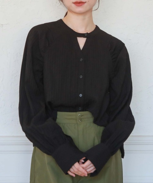 archives（アルシーヴ）の「【web限定アイテム】ＡＨギャザーブラウス（シャツ/ブラウス・レディース・オフホワイト/アイボリー/オレンジ/グリーン系その他/ブラック・MEDIUM）」の15枚目の写真