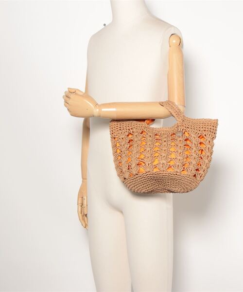 T・S・L（ティーエスエル）の「【T.S.L】バイカラー編みバッグ(836453)（ハンドバッグ・レディース・ベージュ/ブラウン・ALL）」の7枚目の写真