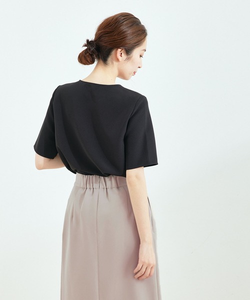Jayro(ジャイロ)の「【セットアップ対応】2WAYストレッチ半袖ブラウス(シャツ/ブラウス・レディース・ネイビー/グレー系その他/ブラック・S/L/M)」の5枚目の写真