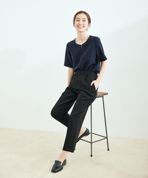 Jayro(ジャイロ)の「【セットアップ対応】2WAYストレッチ半袖ブラウス(シャツ/ブラウス・レディース・ネイビー/グレー系その他/ブラック・S/L/M)」の17枚目の写真
