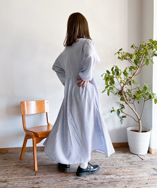 Mysa&Liina（ミーサリーナ）の「バンドカラーシャツワンピ（シャツワンピース・レディース・ブラック/オフホワイト/ストライプ・M）」の16枚目の写真