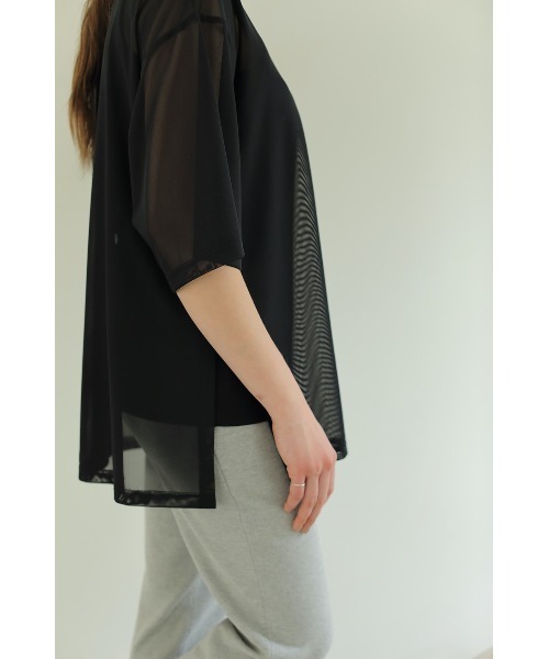 MANOF（マノフ）の「LAYERED OFF SHOULDER TOPS（その他トップス・レディース・レッド/ベージュ/ブラック・FREE）」の22枚目の写真