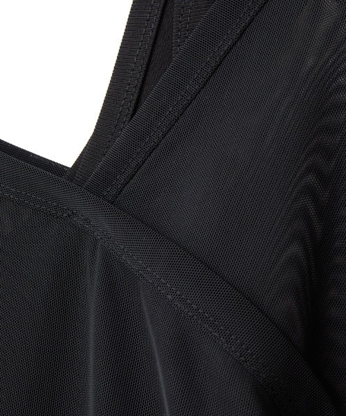 MANOF（マノフ）の「LAYERED OFF SHOULDER TOPS（その他トップス・レディース・レッド/ベージュ/ブラック・FREE）」の8枚目の写真