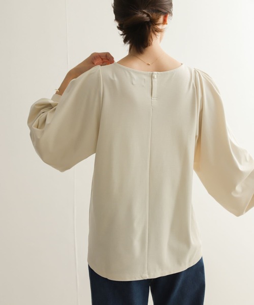 URBAN RESEARCH DOORS（アーバンリサーチドアーズ）の「ボリュームスリーブカットソー（Tシャツ/カットソー・レディース・ネイビー/ライトベージュ・MEDIUM）」の17枚目の写真