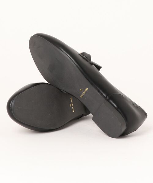 Elura（エルーラ）の「＜2023春ver＞やわらか屈曲ローファー（ローファー・レディース・グレー系3/ブラック/ブラック系その他/グレー系その他4・MEDIUM/LARGE/X-LARGE/SMALL）」の21枚目の写真