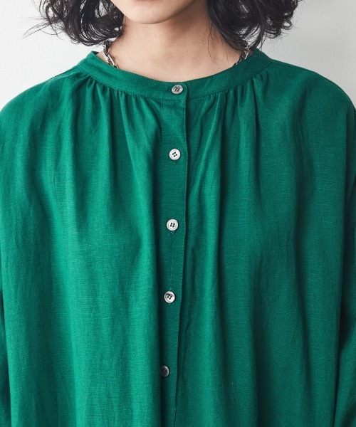 CHIC STYLE（シックスタイル）の「＜大きいサイズ＞レーヨン麻パフスリーブマキシワンピース シックスタイル（ワンピース・レディース・グリーン/モカ/ネイビー・4L/L/3L/5L/LL）」の14枚目の写真