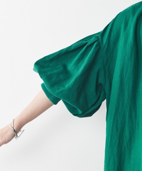 CHIC STYLE（シックスタイル）の「＜大きいサイズ＞レーヨン麻パフスリーブマキシワンピース シックスタイル（ワンピース・レディース・グリーン/モカ/ネイビー・4L/L/3L/5L/LL）」の18枚目の写真