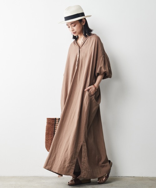 CHIC STYLE（シックスタイル）の「＜大きいサイズ＞レーヨン麻パフスリーブマキシワンピース シックスタイル（ワンピース・レディース・グリーン/モカ/ネイビー・4L/L/3L/5L/LL）」の5枚目の写真