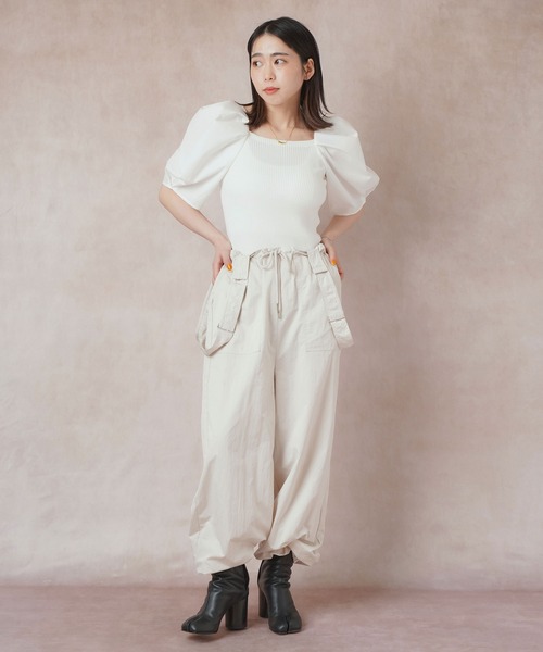 Lull（ルル）の「【Lull / ルル】ニットドッキングパフスリーブブラウス（シャツ/ブラウス・レディース・ネイビー/ベージュ/モスグリーン/オフホワイト・ONESIZE）」の11枚目の写真