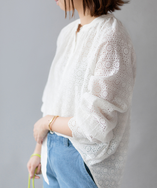 La TOTALITE(ラトータリテ)の「アイレットバンドカラーシャツ(シャツ/ブラウス・レディース・ホワイト/ブラック・FREE)」の10枚目の写真