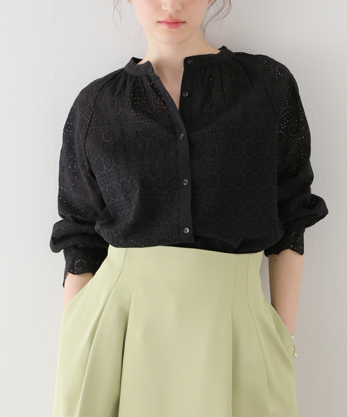 La TOTALITE(ラトータリテ)の「アイレットバンドカラーシャツ(シャツ/ブラウス・レディース・ホワイト/ブラック・FREE)」の13枚目の写真