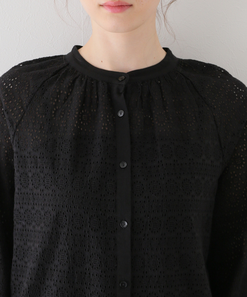 La TOTALITE(ラトータリテ)の「アイレットバンドカラーシャツ(シャツ/ブラウス・レディース・ホワイト/ブラック・FREE)」の19枚目の写真