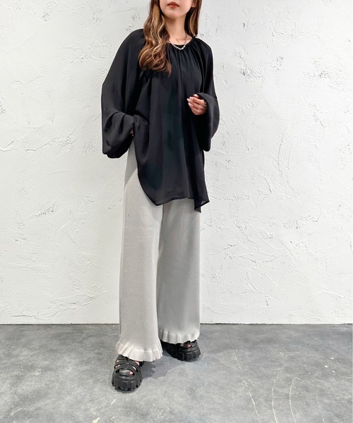 apres jour mignon（アプレジュールミニョン）の「裾フリルニットパンツ【ZOZOTOWN限定アイテム】（その他パンツ・レディース・グリーン系その他/アイボリー/ブラック/パープル/ブルー/レッド/ライトグレー・MEDIUM/X-LARGE/SMALL）」の16枚目の写真