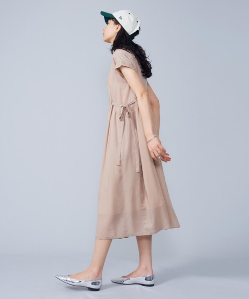 MILKFED.(ミルクフェド)の「SIDE RIBBON DRESS(ワンピース・レディース・ブラック/ライトブルー/ベージュ・ONE SIZE)」の5枚目の写真