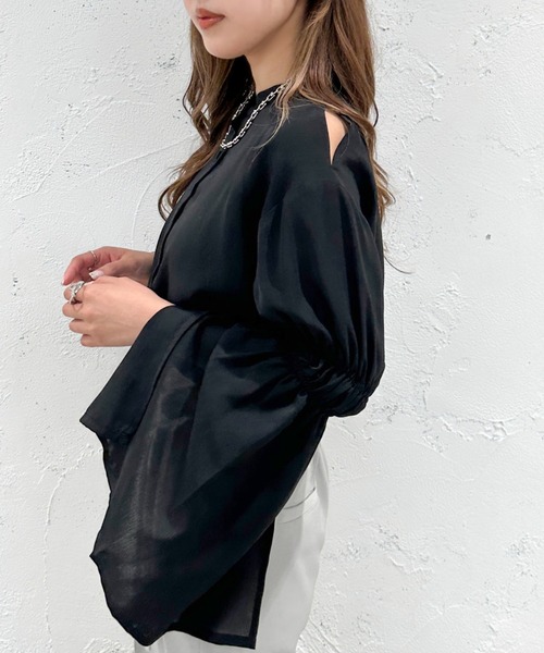 apres jour mignon（アプレジュールミニョン）の「オープンショルダー袖スリットブラウス【ZOZOTOWN限定アイテム】（シャツ/ブラウス・レディース・ホワイト系その他/ブラック/グレー/ブラック系その他・X-LARGE/フリー）」の13枚目の写真