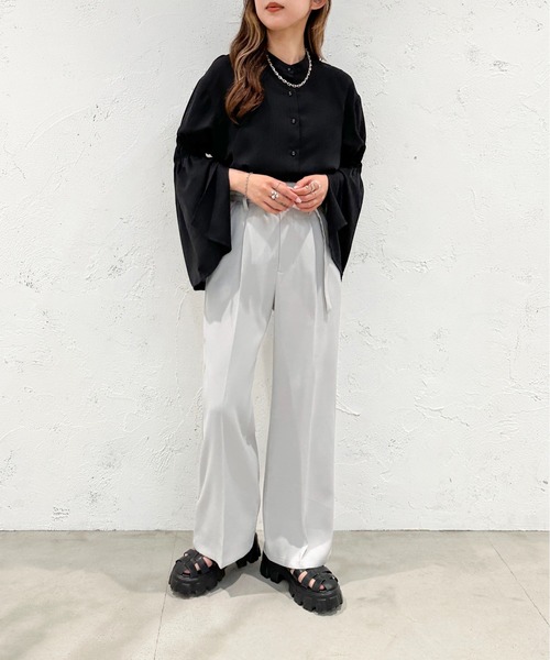 apres jour mignon（アプレジュールミニョン）の「オープンショルダー袖スリットブラウス【ZOZOTOWN限定アイテム】（シャツ/ブラウス・レディース・ホワイト系その他/ブラック/グレー/ブラック系その他・X-LARGE/フリー）」の15枚目の写真