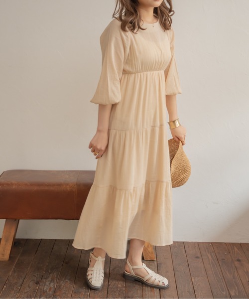 Ambre Neige（アンブルネージュ）の「ティアードＡラインワンピース／【WEB/EC限定商品】（ワンピース・レディース・ブラック/アイボリー・FREE）」の5枚目の写真