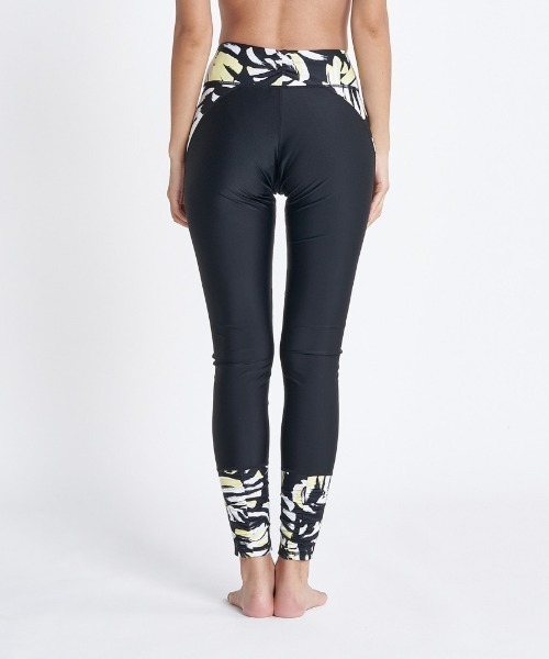 ROXY(ロキシー)の「IM OKAY LEGGINGS/ロキシーレギンス・スパッツ(レギンス/スパッツ・レディース・パープル/ブラック/カーキ・SMALL/MEDIUM/LARGE)」の4枚目の写真