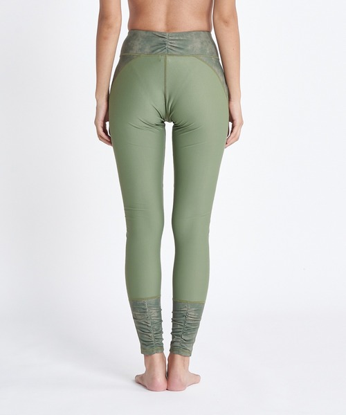 ROXY(ロキシー)の「IM OKAY LEGGINGS/ロキシーレギンス・スパッツ(レギンス/スパッツ・レディース・パープル/ブラック/カーキ・SMALL/MEDIUM/LARGE)」の15枚目の写真