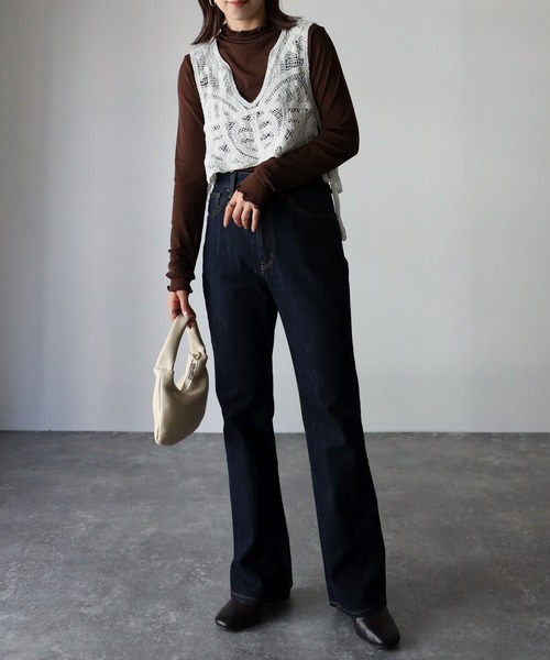 Riberry（リベリー）の「かぎ編みレースビスチェ（ベスト・レディース・アイボリー/オフホワイト・MEDIUM）」の5枚目の写真