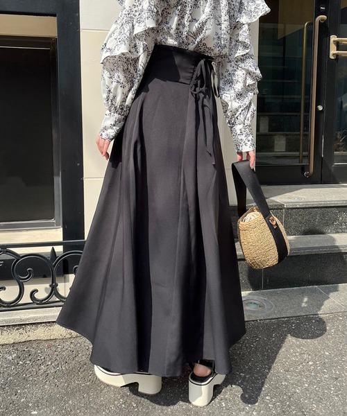 one after another NICE CLAUP(ワンアフターアナザーナイスクラップ)の「Lサイズ追加/バックレースアップフレアスカート【WEB限定商品】(スカート・レディース・ブラック/ベージュ/ブラウン・LARGE/MEDIUM/SMALL)」の19枚目の写真