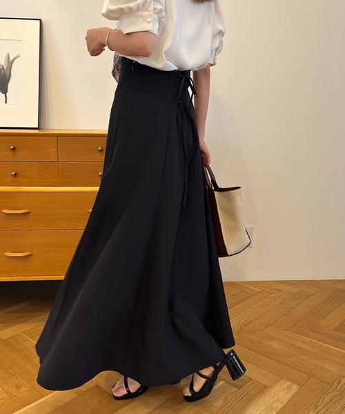 one after another NICE CLAUP(ワンアフターアナザーナイスクラップ)の「Lサイズ追加/バックレースアップフレアスカート【WEB限定商品】(スカート・レディース・ブラック/ベージュ/ブラウン・LARGE/MEDIUM/SMALL)」の16枚目の写真