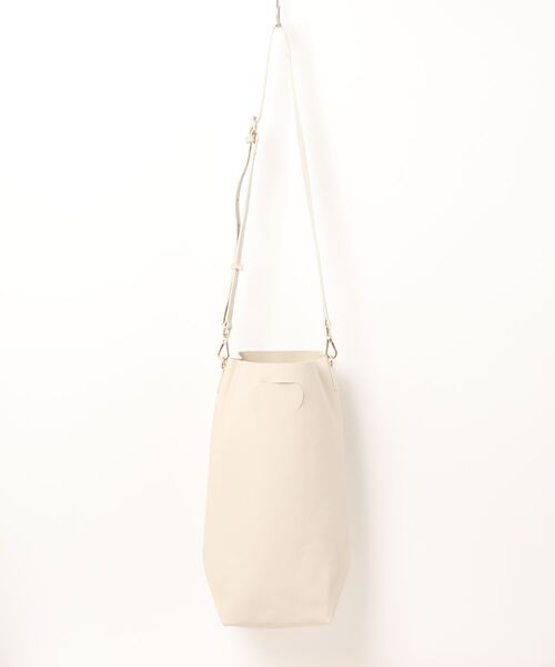 BEARDSLEY（ビアズリー）の「レザートート（トートバッグ・レディース・ブラック/アイボリー/オレンジ・FREE）」の18枚目の写真