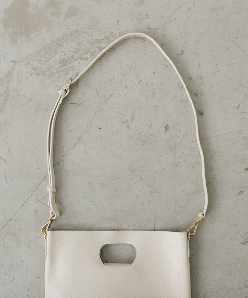 BEARDSLEY（ビアズリー）の「レザートート（トートバッグ・レディース・ブラック/アイボリー/オレンジ・FREE）」の6枚目の写真