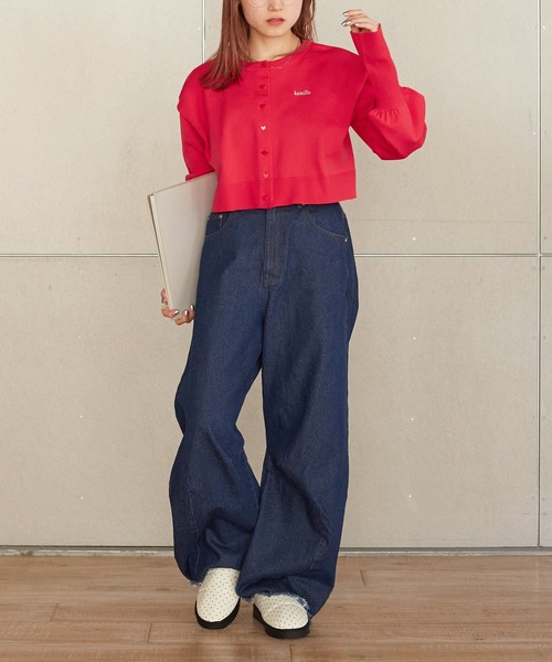 w closet(ダブルクローゼット)の「刺繍入りクルーネックカーディガン(カーディガン/ボレロ・レディース・オフホワイト/ブラック/ブルー/レッド・FREE)」の20枚目の写真