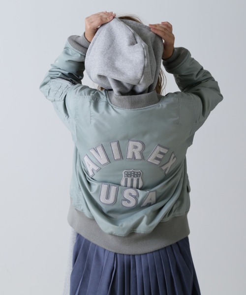 AVIREX（アヴィレックス）の「SIGNATURE LOGO MA-1/シグネチャーロゴMA-1（MA-1・レディース・ベージュ/グリーン/チャコールグレー・SMALL/MEDIUM）」の10枚目の写真