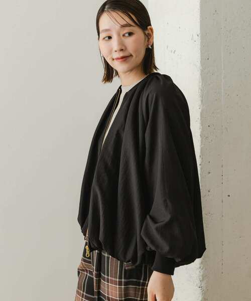 F by ROSSO（エフバイロッソ）の「F by ROSSO　キルトギャザーブルゾン（ブルゾン・レディース・ブラック/グレー・FREE）」の7枚目の写真