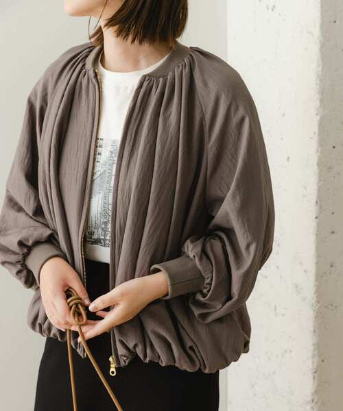 F by ROSSO（エフバイロッソ）の「F by ROSSO　キルトギャザーブルゾン（ブルゾン・レディース・ブラック/グレー・FREE）」の10枚目の写真