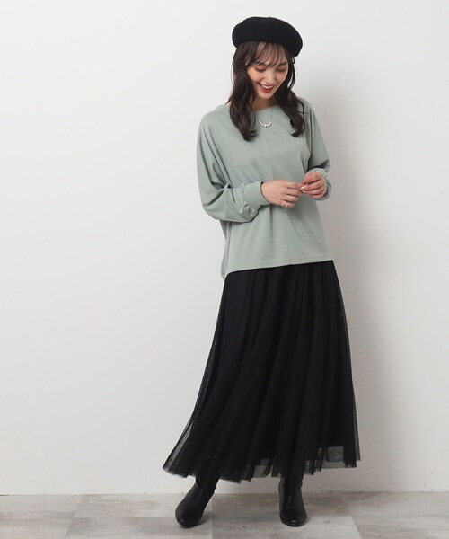 DRESKIP（ドレスキップ）の「◆【体型カバー】前後異素材切り替え ドルマントップス（Tシャツ/カットソー・レディース・グリーン系/ブラック/ライトグレー/ナチュラル・00）」の5枚目の写真