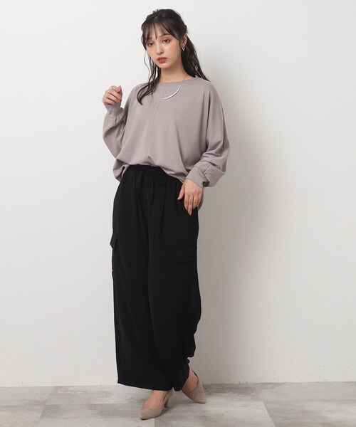 DRESKIP（ドレスキップ）の「◆【体型カバー】前後異素材切り替え ドルマントップス（Tシャツ/カットソー・レディース・グリーン系/ブラック/ライトグレー/ナチュラル・00）」の11枚目の写真