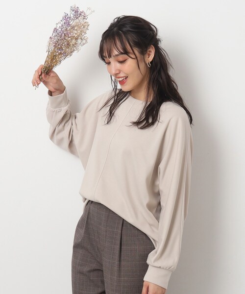 DRESKIP（ドレスキップ）の「◆【体型カバー】前後異素材切り替え ドルマントップス（Tシャツ/カットソー・レディース・グリーン系/ブラック/ライトグレー/ナチュラル・00）」の16枚目の写真