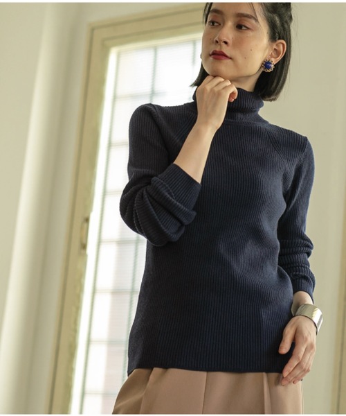 OPAQUE.CLIP（オペークドットクリップ）の「◆タートルネックリブニット【洗える】（ニット/セーター・レディース・ブラック/グレー/ベージュ/レッド系1/ダークグリーン/ブルー系その他/ブルー/ホワイト・02/03/04）」の11枚目の写真