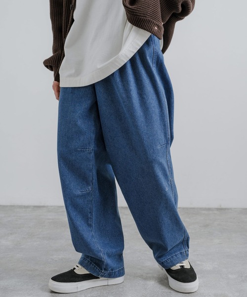 Rocky Monroe(ロッキーモンロー)の「ワイドシルエットバルーンデニムパンツ(デニムパンツ・メンズ・ライトインディゴブルー/インディゴブルー/ライトブラック/ケミカルウォッシュ/ブラック/スミクロ・L/XL/M)」の5枚目の写真