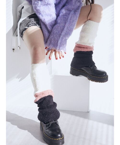 jouetie(ジュエティ)の「ボリュームニットレッグウォーマー(レッグウォーマー・レディース・ブラック/パープル/カーキ・FREE)」の4枚目の写真