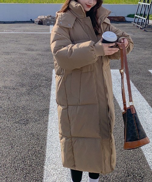 a lot of love（ア ロット オブ ラブ）の「フェミニンカラー ベンチ