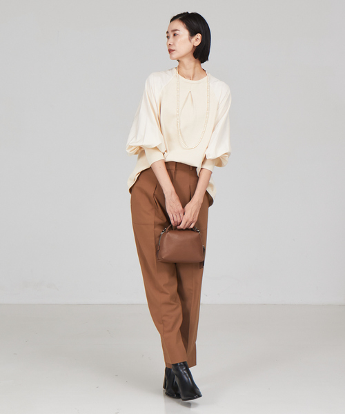 qualite（カリテ）の「フォルムスリーブコンビニット（ニット/セーター・レディース・キャメル/ブラック/アイボリー・フリー）」の10枚目の写真